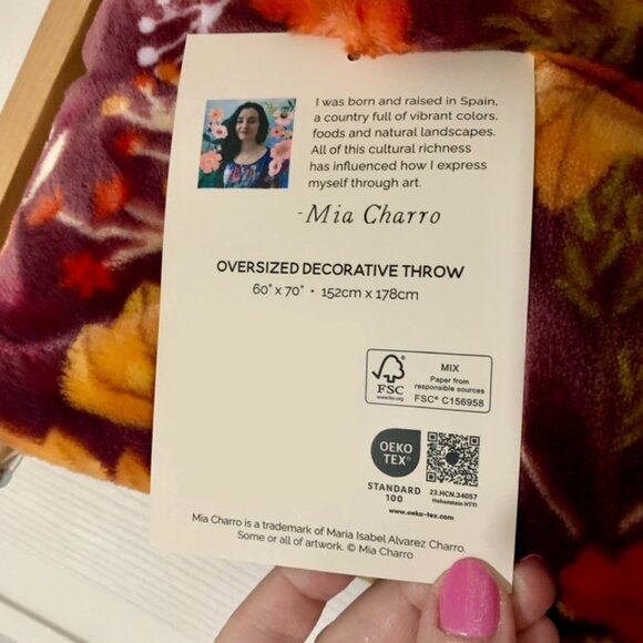 NWT Mia Charro Oversized Decorative Fall Throw Blanket - Picture 3 of 3